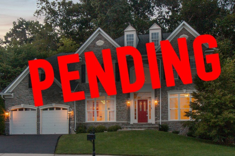 What Does Pending Mean in Real Estate [Everything You Need to Know]